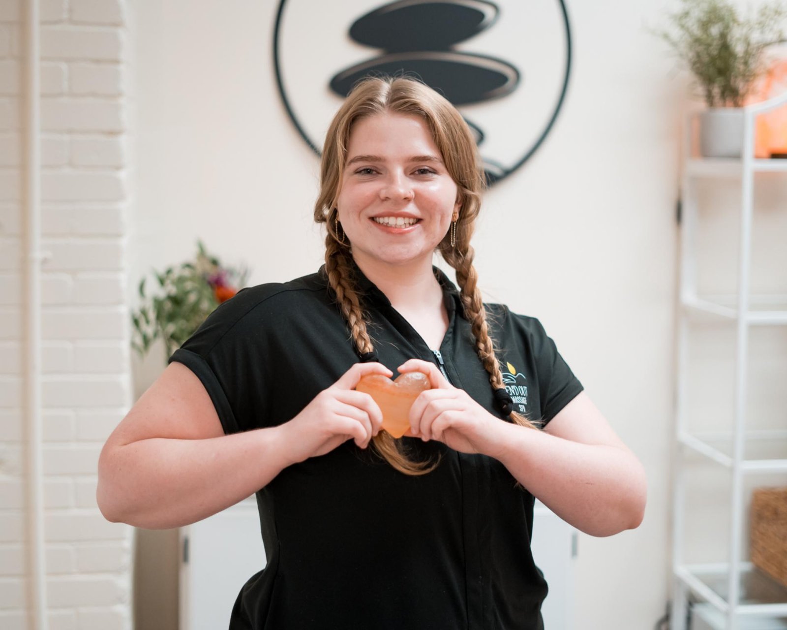 Experience the best massage spa at Zend Out Massage Spa Denver CO 27