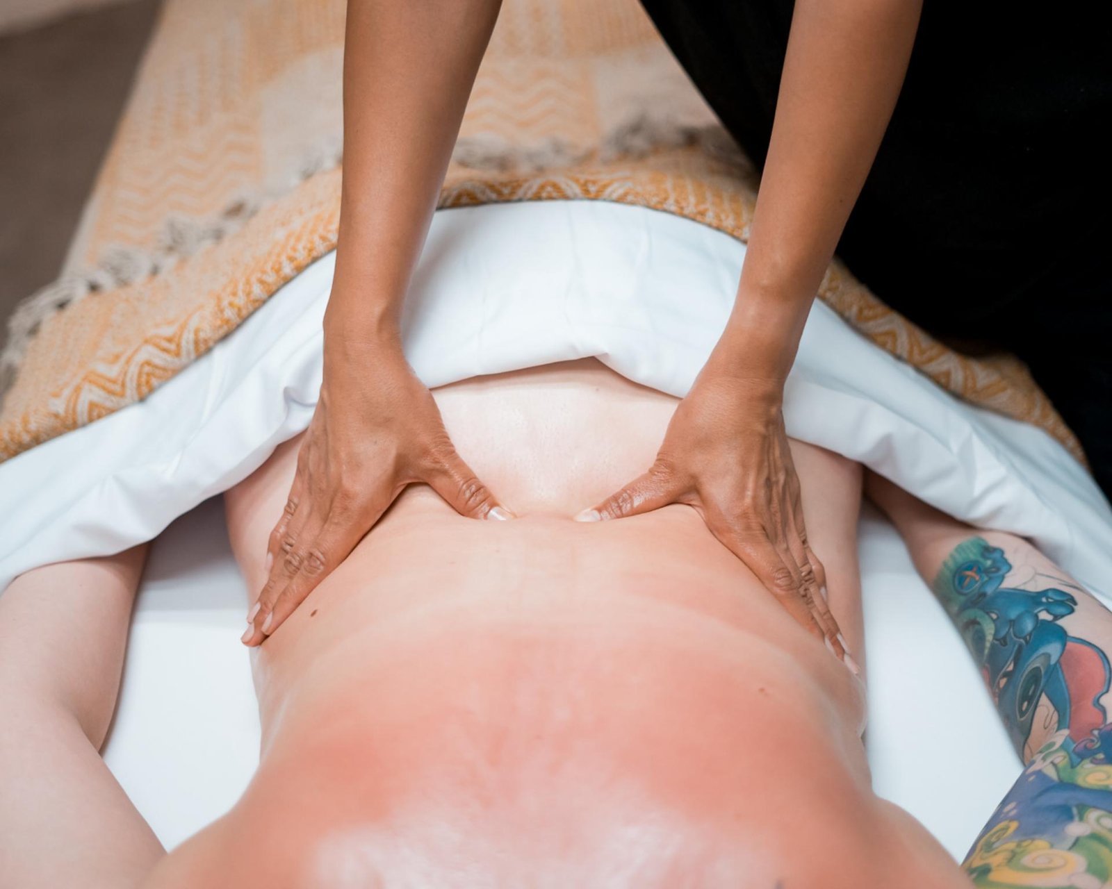 Experience the best massage spa at Zend Out Massage Spa Denver CO 34